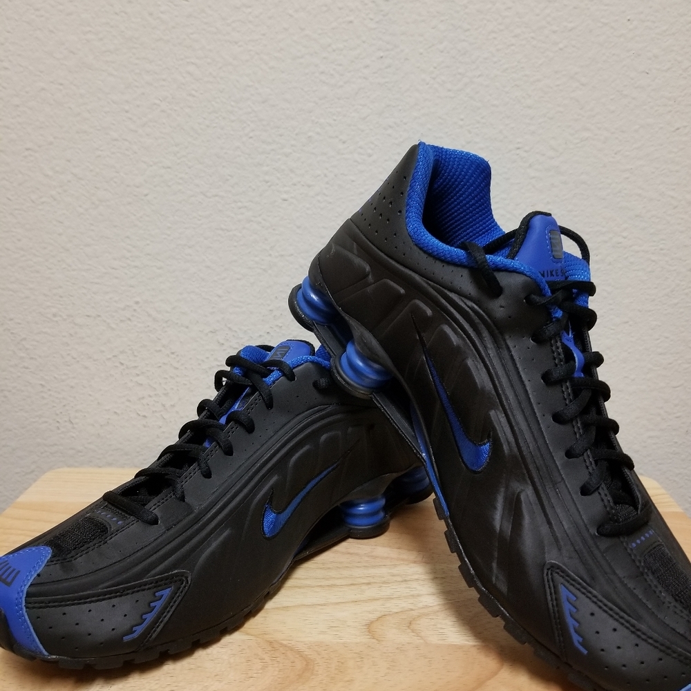 Nike SHOX R4